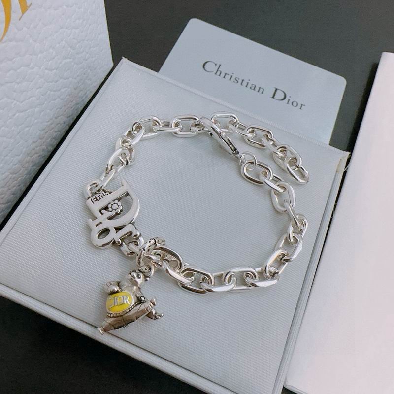 Dior Bracelet 10yxx52